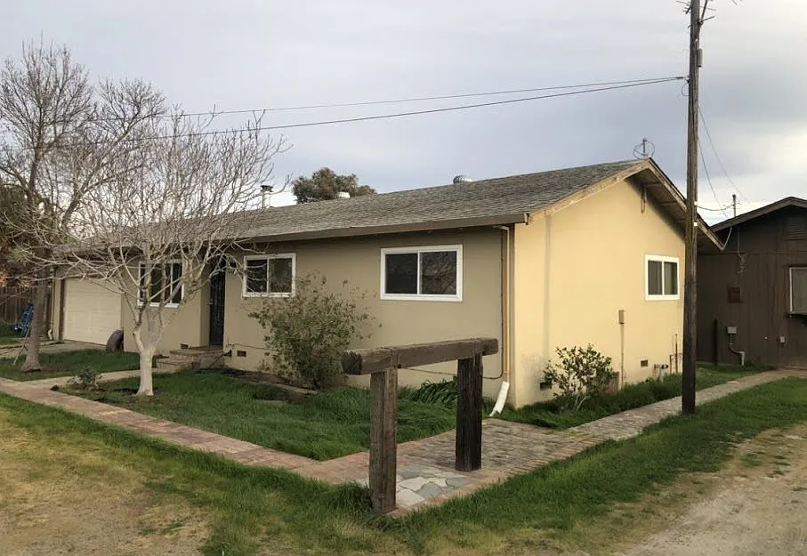 2830 Bixler Rd photo 1