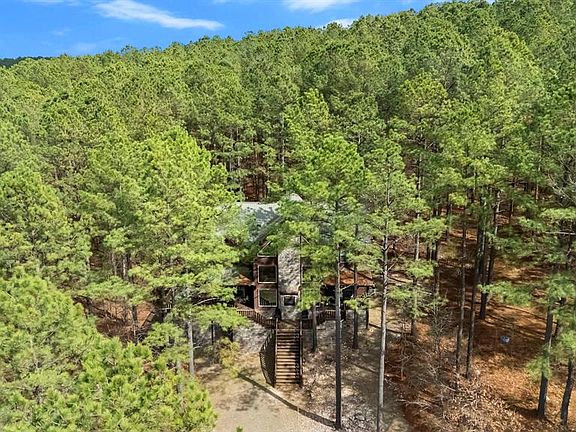 2nd image of 58 Mayflower Cir