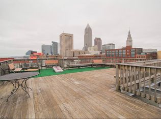 1133 W 9th St APT 317, Cleveland, OH 44113