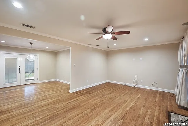 167 E Edgewood Pl — Photo 9
