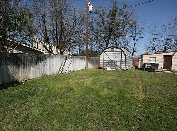 2nd image of 15 Cambridge Ct
