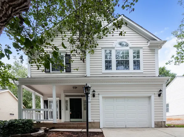 9105 Eaker Ct, Charlotte, NC 28215