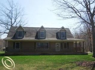 11303 Ferden Rd, Chesaning, MI 48616
