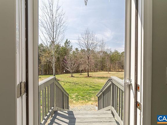 2nd image of 7246 Three Notch Rd