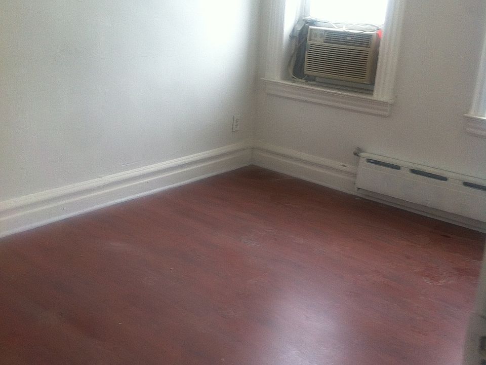 1st image of 2354 80th St APT 3