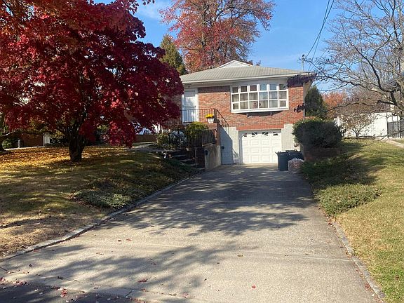 2nd image of 79 Finlay Ave