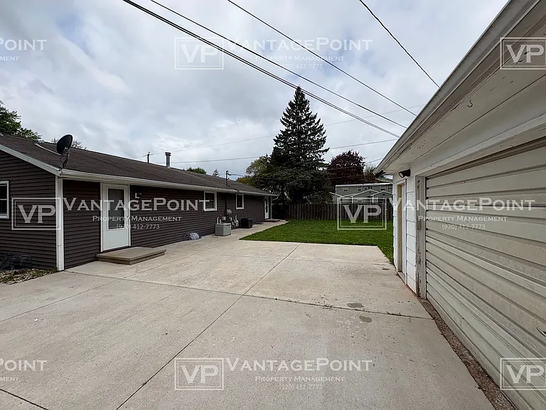 1521 Ridgeway Dr — Photo 13