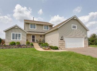11048 11th St N, Lake Elmo, MN 55042