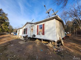 401 Hill Side Rd, De Soto, MO 63020