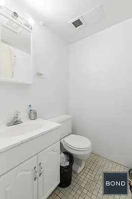 Rented by Bond New York | media 21