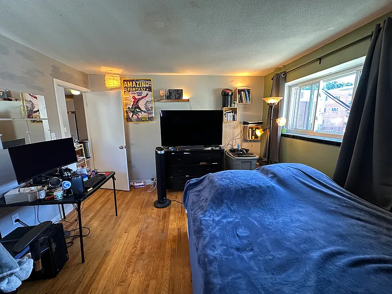 239 Kelton St #49 — Photo 8