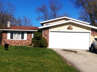59 Laurel Dr, Lindenhurst, IL