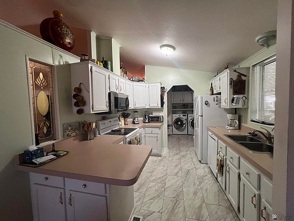 2nd image of 11466 E 36th Pl