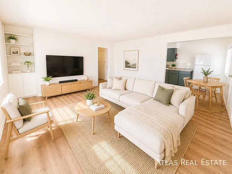 303 University Dr #3 — Photo 3