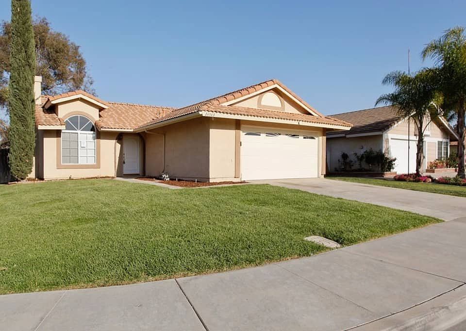 1st image of 24543 Freeport Dr