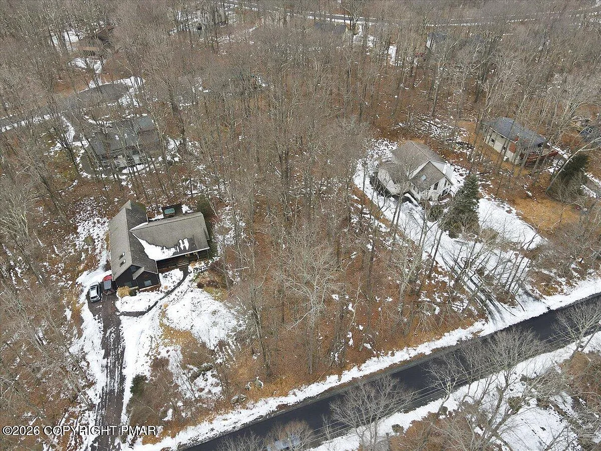 37 Lyman Ln photo 1