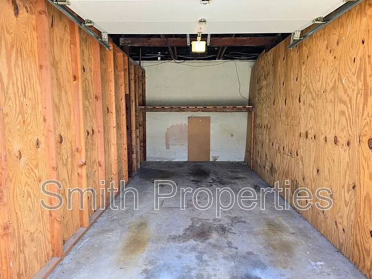 2601 Gates Ave #C — Photo 24