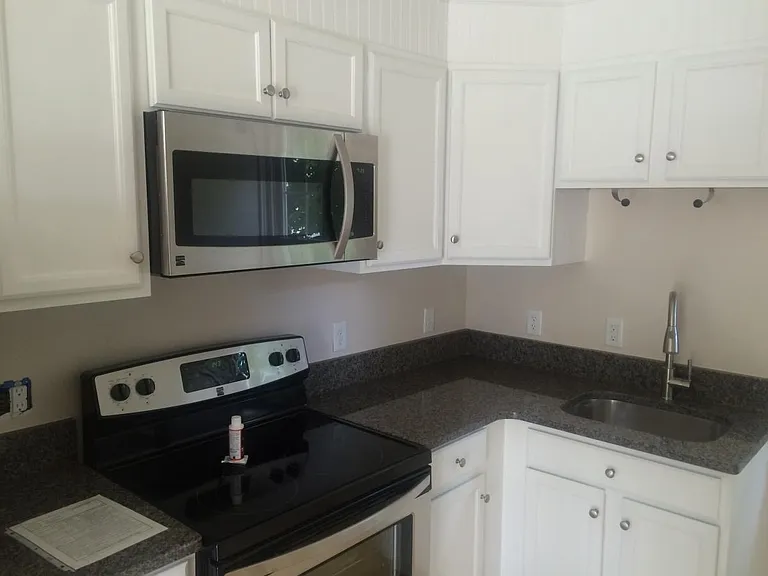 15 Crescent St #15A — Photo 7
