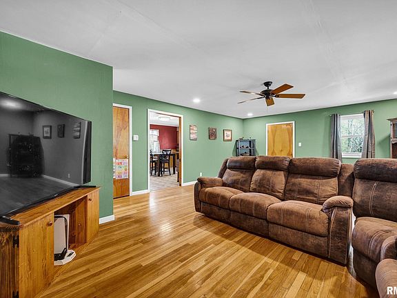 5th image of 22588 N Creek Rd