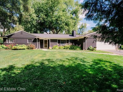 2270 Kingsford Rd, Rochester Hills, MI, 48309
