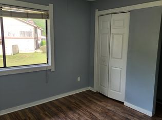 1126 Village St, STONE MOUNTAIN, GA 30088