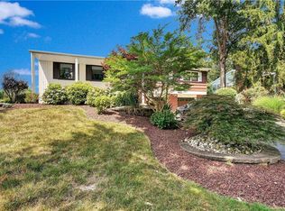 22 Kevin Rd, East Brunswick, NJ 08816