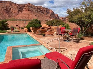 1068 E Grandview Dr, Ivins, UT 84738