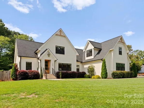 1000 Sewickley Dr, Charlotte, NC 28209