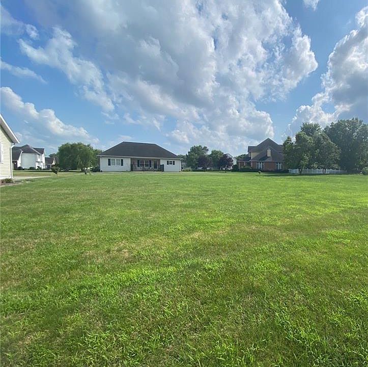 2nd image of W Evergreen Ave