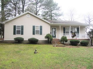 8608 E Marlboro Dr, Delmar, MD 21875