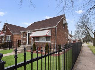 8961 S East End Ave, Chicago, IL 60617