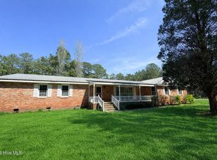 19 Wilkins Rd, Belhaven, NC 27810