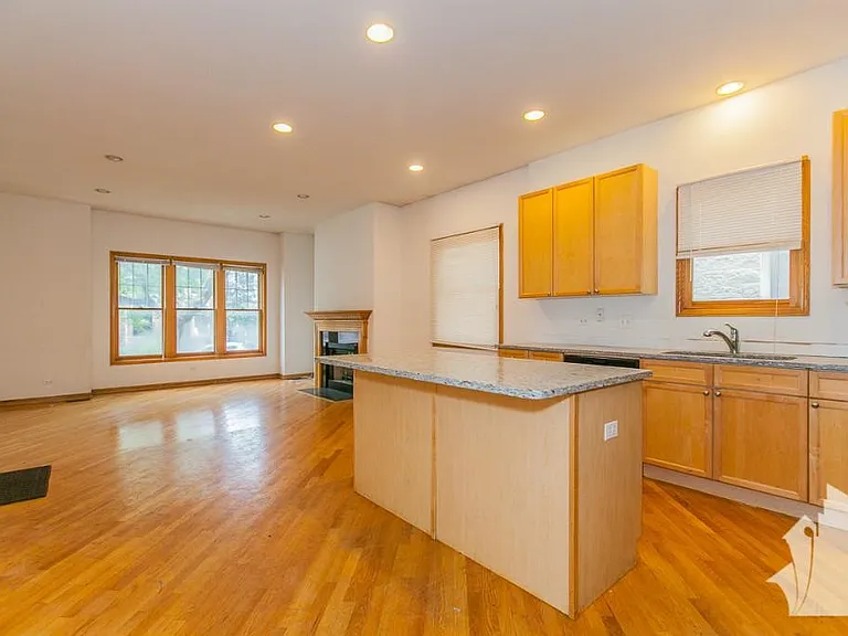 2717 N Wayne Ave #3N — Photo 8