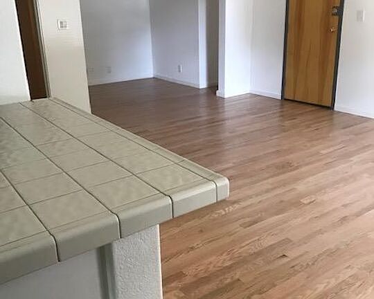 3rd image of 361 S Detroit St APT 106
