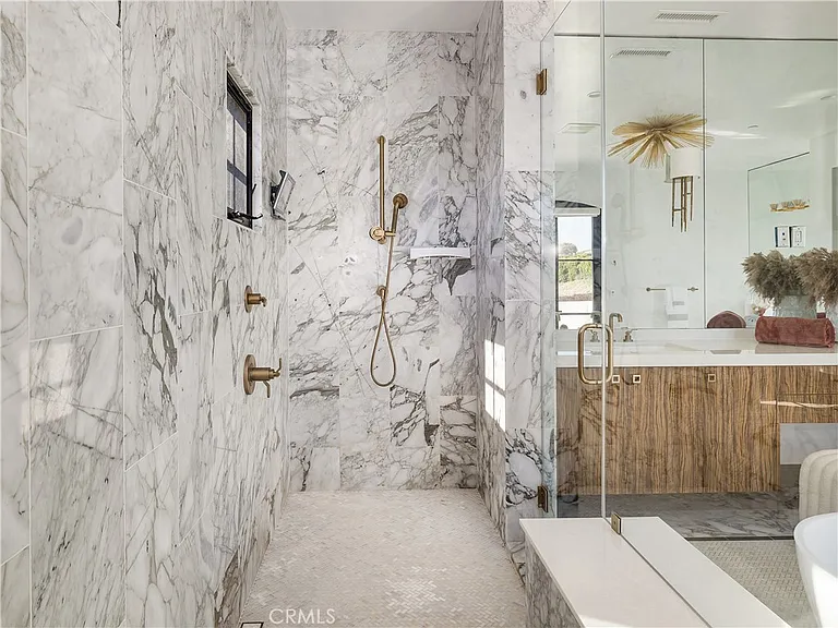 32009 Cape Point Dr — Photo 34