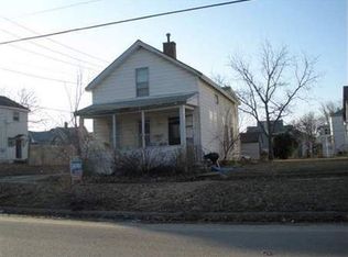 610 W 2nd St, Waterloo, IA 50701