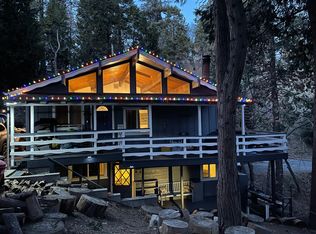 23829 Zurich Dr, Crestline, CA 92325