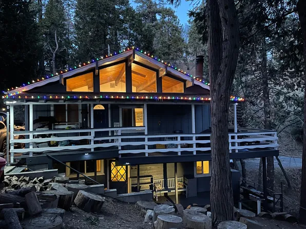 23829 Zurich Dr, Crestline, CA 92325