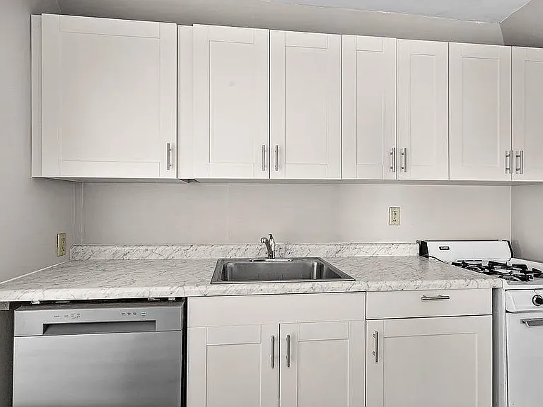 1509 Jefferson St #3 — Photo 3