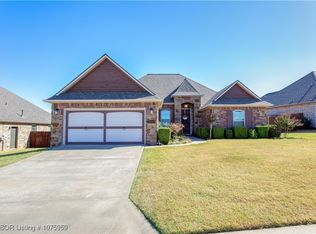 12105 Sapling Dr, Fort Smith, AR 72916