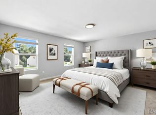 429 Red Coat Trl, Wentzville, MO 63385
