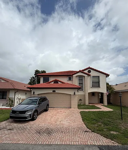 15061 Norfolk Ln Photo 1