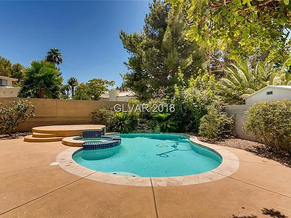 3rd image of 3807 Peachgate Ave