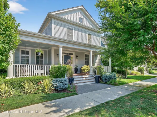8 Livingston Street, Red Hook, NY 12571