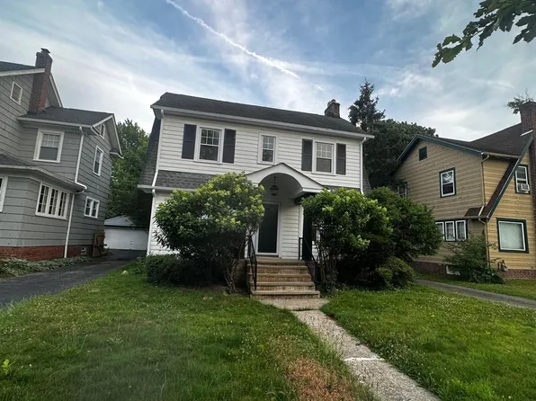 3828 Kirkwood Rd, Cleveland Heights, OH 44121