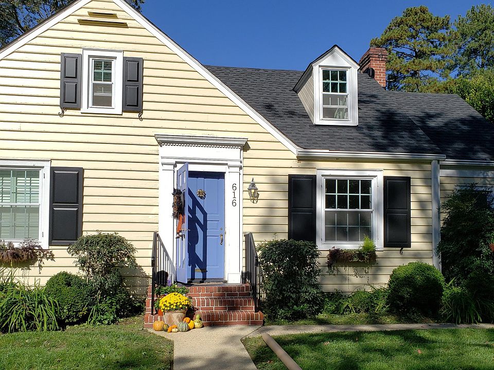 1st image of 616 Arlie St