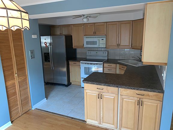 2nd image of 6616 W 64th Pl APT 3W