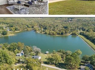 8631 W Shore Dr, Hillsboro, MO 63050