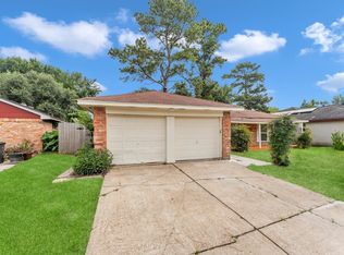6211 Coachgate Dr, Spring, TX 77373
