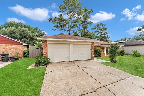6211 Coachgate Dr Photo 1